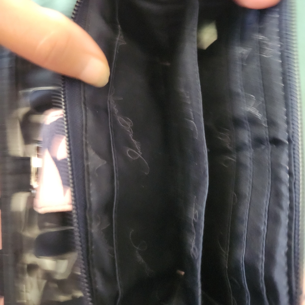 Wallet - Picture 2 of 6